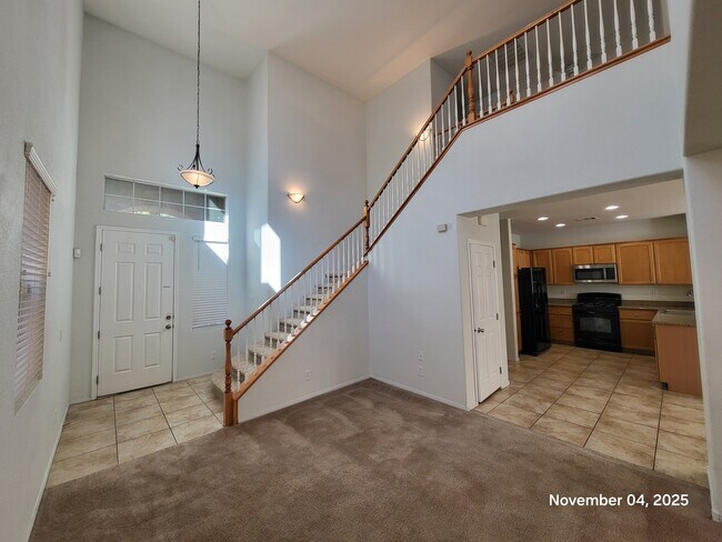 6147 Pine Banks Ct in Las Vegas, NV - Building Photo - Building Photo