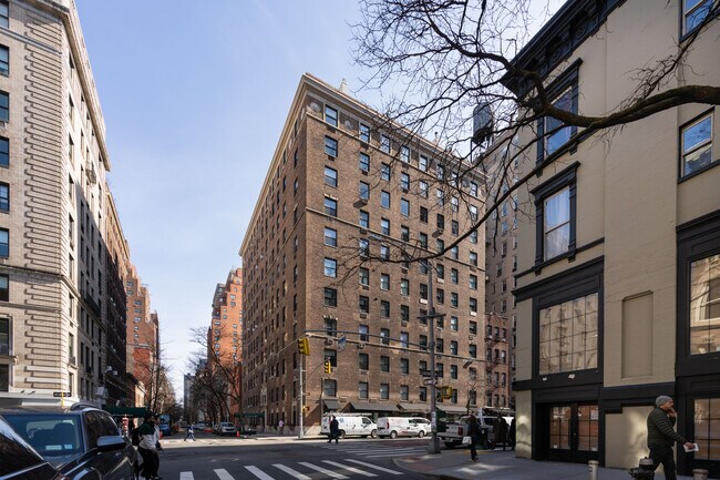 Cooperative in New York, NY - Building Photo - Building Photo