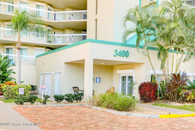 3400 Ocean Beach Blvd in Cocoa Beach, FL - Building Photo - Building Photo