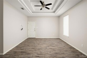 904 Kentucky St, Unit 2 in Alton, TX - Building Photo - Building Photo