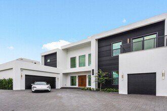 13440 US-1 in Juno Beach, FL - Building Photo - Building Photo