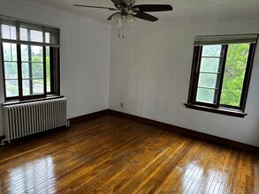 708 W Bancroft St, Unit 9 in Toledo, OH - Building Photo - Building Photo