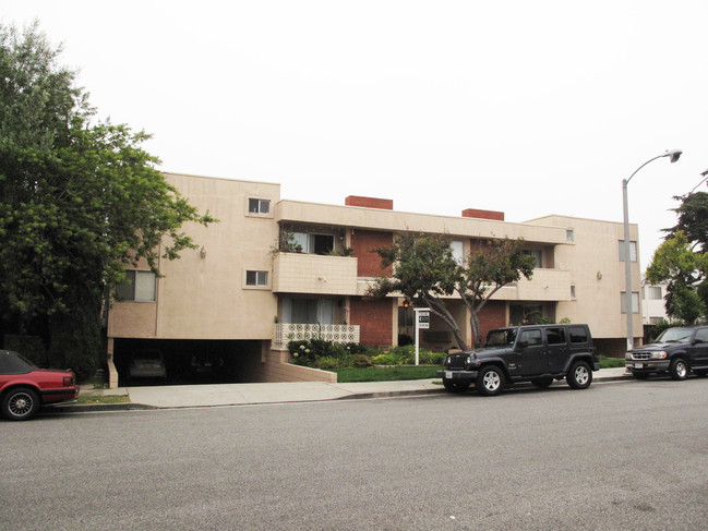 1538 Stanford St in Santa Monica, CA - Foto de edificio - Building Photo