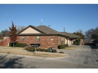 Stewart Bend in Azle, TX - Building Photo