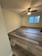 1102 Apache Dr in Collinsville, IL - Building Photo - Building Photo