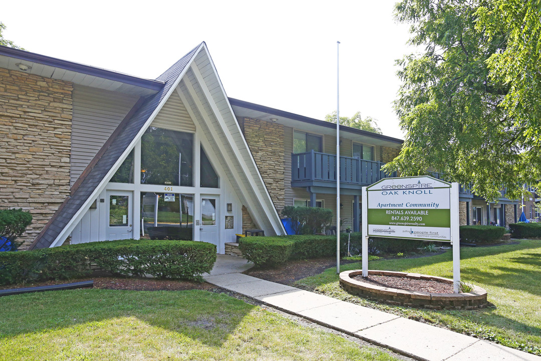 Greenspire Oak Knoll Apartments in Cary, IL - Foto de edificio