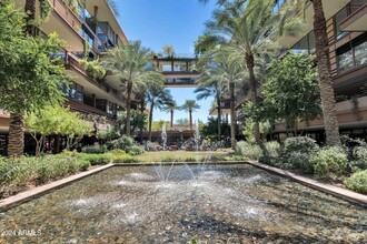 7161 E Rancho Vista Dr, Unit 3002 in Scottsdale, AZ - Building Photo - Building Photo