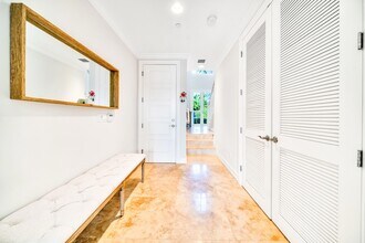 138 Marine Way in Delray Beach, FL - Foto de edificio - Building Photo