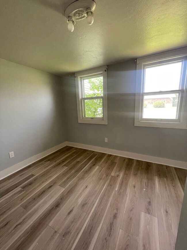 739 Martin Rd in Waterloo, IA - Building Photo - Building Photo