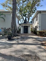 5221 Bayshore Blvd in Tampa, FL - Building Photo