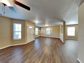 10127 Cumberland Pointe Blvd in Noblesville, IN - Building Photo - Building Photo