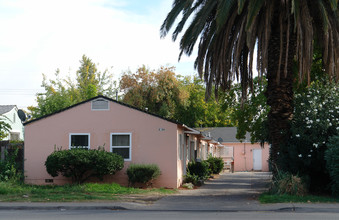 2754 Del Paso Blvd in Sacramento, CA - Building Photo - Building Photo