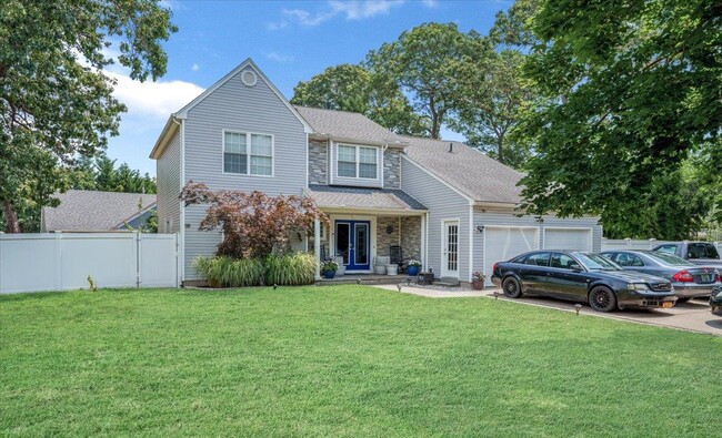 property at 1 Howe Rd