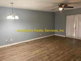 1324 SW 61st Terrace in Gainesville, FL - Building Photo