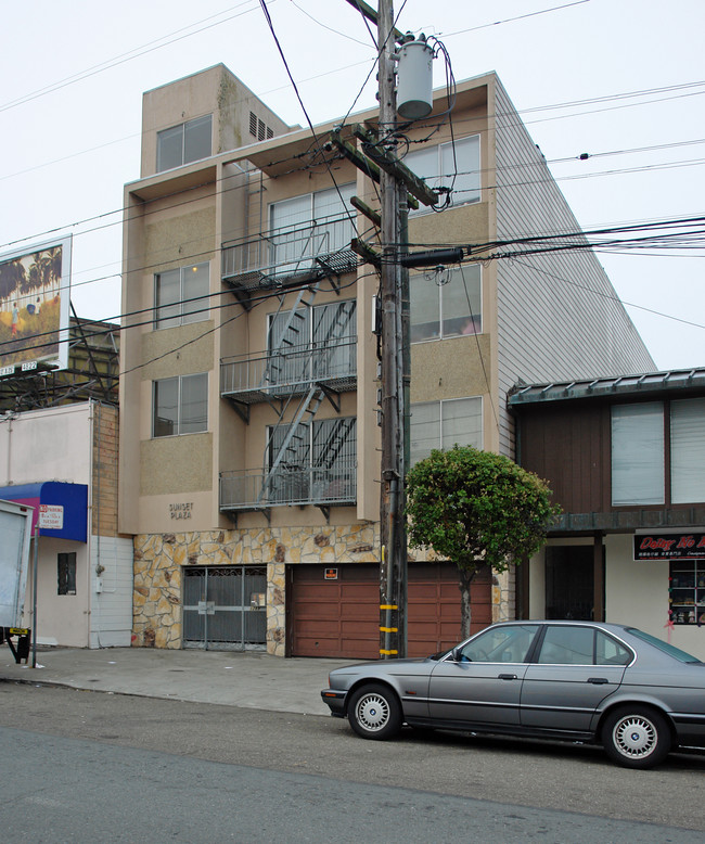 Sunset Plaza in San Francisco, CA - Building Photo - Building Photo