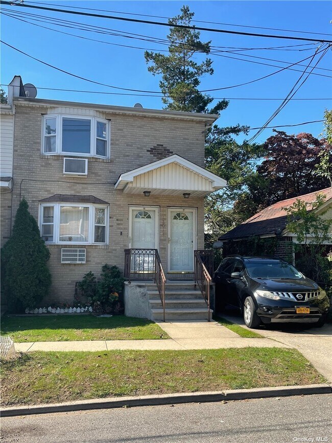 12014 201 Pl Rentals in Queens, NY