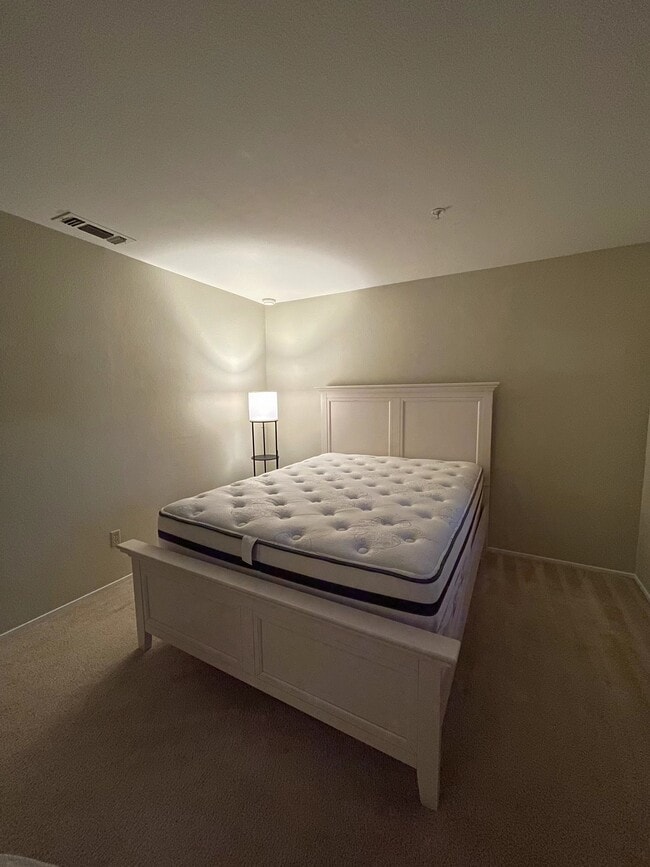 480 Bollinger Canyon Ln, Unit 275 in San Ramon, CA - Foto de edificio - Building Photo
