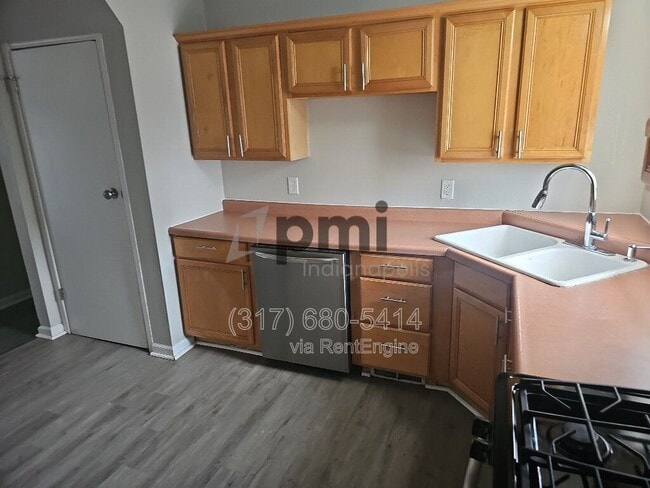 4138 N Irvington Ave in Indianapolis, IN - Building Photo - Building Photo