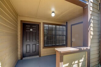 485 Forestway Cir in Altamonte Springs, FL - Building Photo - Building Photo