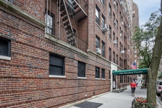 1328 Lexington Ave in New York, NY - Building Photo - Building Photo