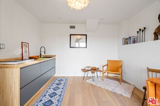 1432 Penny Rd in Topanga, CA - Building Photo - Building Photo