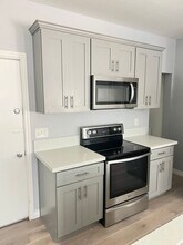 1244 E 4th St in Long Beach, CA - Building Photo - Building Photo