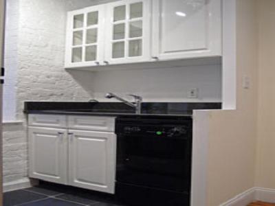 340 E 18th St in New York, NY - Building Photo