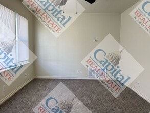 2216 S Midwest Blvd in Midwest City, OK - Building Photo - Building Photo