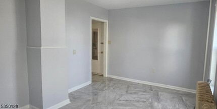 32 Dwight St in Jersey City, NJ - Building Photo - Building Photo