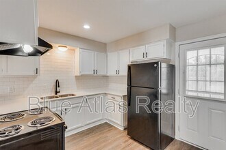 406 Noble Ave in Everman, TX - Building Photo - Building Photo