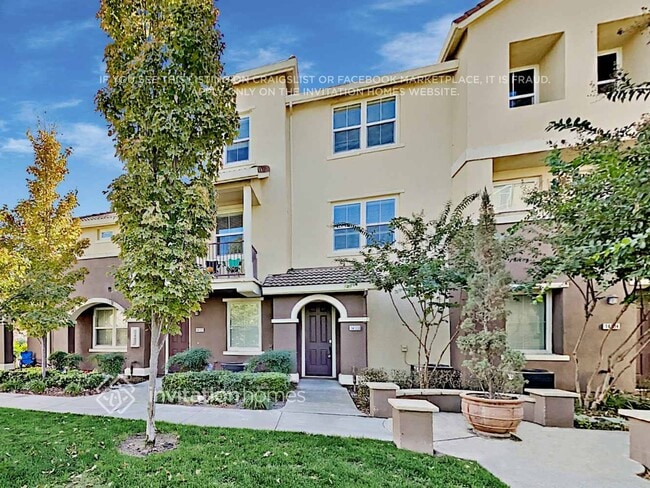 property at 50 Regency Park Cir