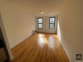 E 89 ST in New York, NY - Building Photo - Building Photo