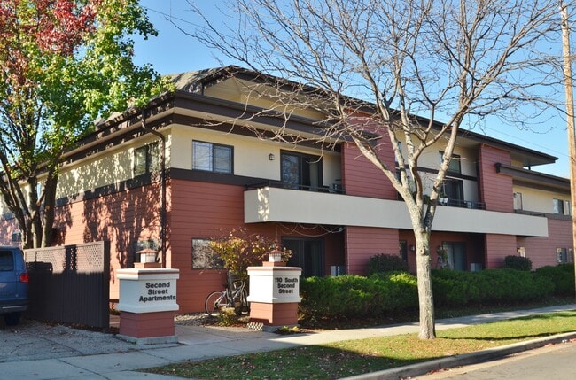 Second Street Apartments