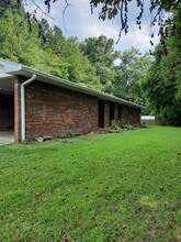 830 Asheville Hwy in Sylva, NC - Building Photo - Building Photo