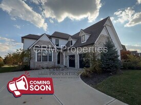411 Heritage Terrace Ln in Carmel, IN - Building Photo
