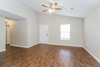 15123 De Havilland Dr in Charlotte, NC - Building Photo - Building Photo