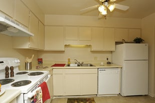 Arbor Glen Apartments