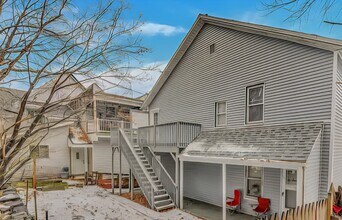 609 Moir Ct, Unit APARTMENT 3 in Scranton, PA - Foto de edificio - Building Photo