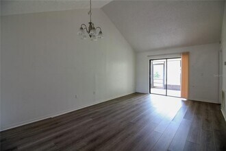 1040 Harden Ct in Lakeland, FL - Building Photo - Building Photo