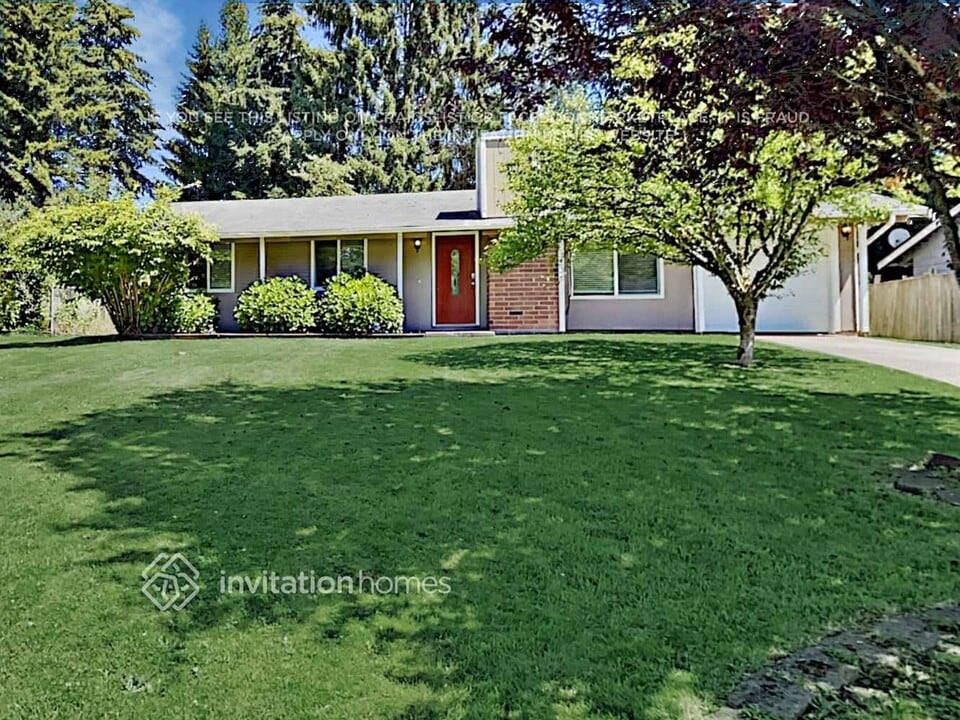 5823 60th Dr NE in Marysville, WA - Building Photo