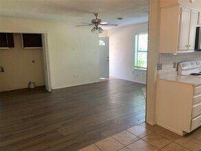 2502 S 19th St in Abilene, TX - Building Photo - Building Photo