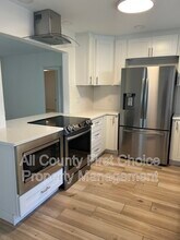 1631 San Charles Dr in Dunedin, FL - Building Photo - Building Photo