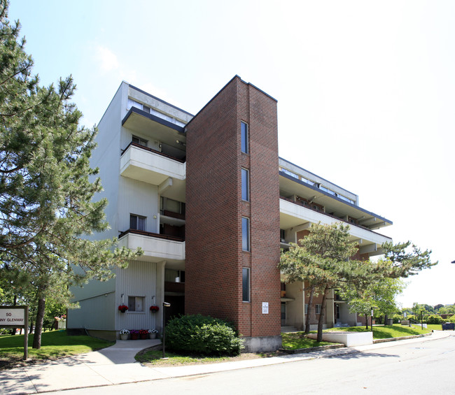 50 Sunny Glenway