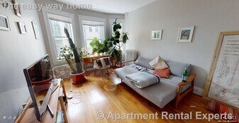 1 Gray St, Unit #4 in Cambridge, MA - Building Photo