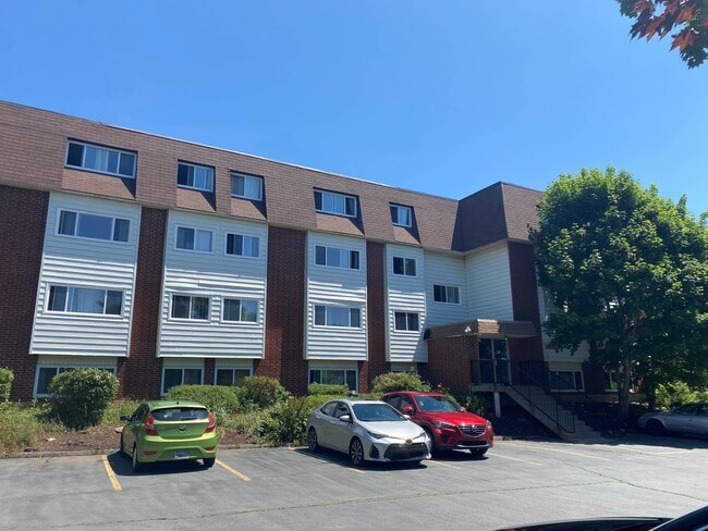 1 Glenview Drive