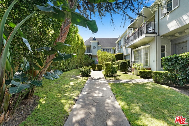 1443 Hayworth Ave in West Hollywood, CA - Building Photo - Building Photo