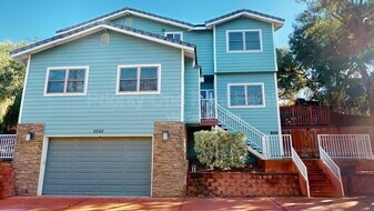 2025 Cypress Ave. in San Diego, CA - Building Photo