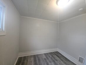 2231 Falls St in Niagara Falls, NY - Building Photo - Building Photo