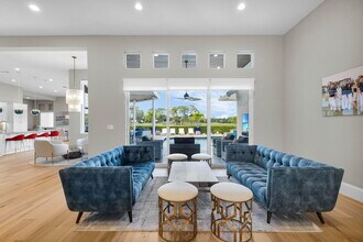 11 Marlwood Ln in Palm Beach Gardens, FL - Building Photo - Building Photo