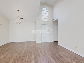 740 Chatham Park Dr in Lawrenceville, GA - Building Photo - Building Photo